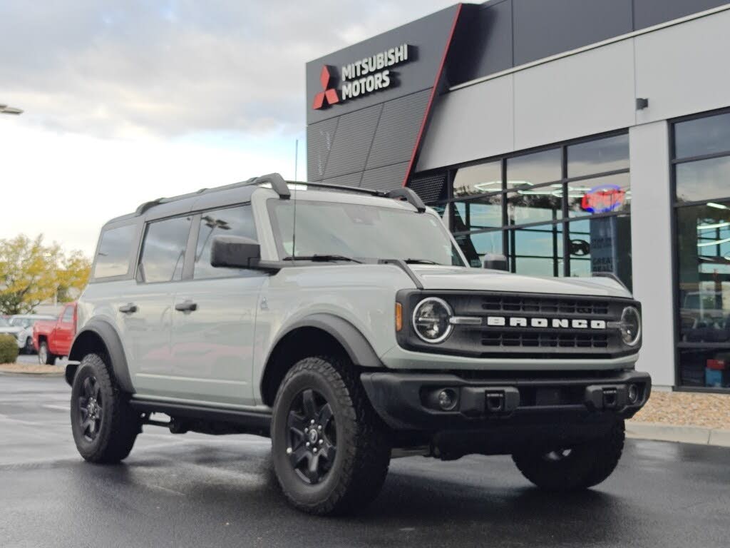2024 Ford Bronco Black Diamond 4-Door 4WD