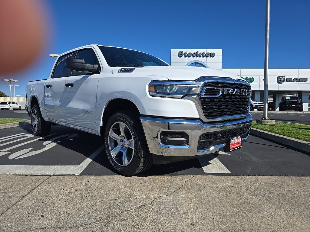 2026 RAM 1500 Tradesman Crew Cab 4WD