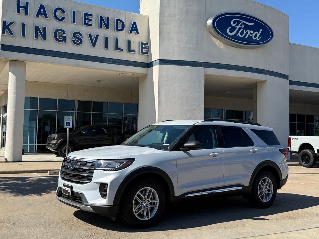 2025 Ford Explorer Active RWD
