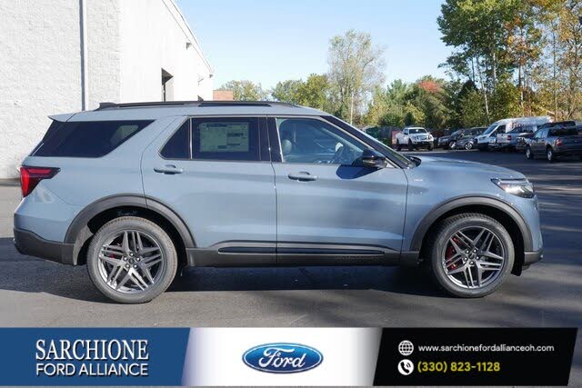 2026 Ford Explorer ST-Line AWD