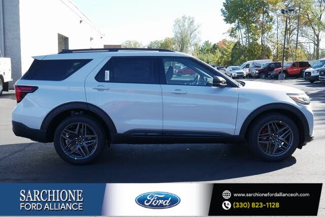 2026 Ford Explorer ST-Line AWD