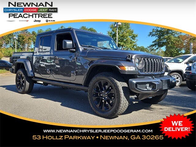 2024 Jeep Gladiator NightHawk Crew Cab 4WD