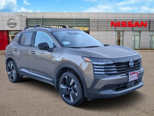 2026 Nissan Kicks SR AWD