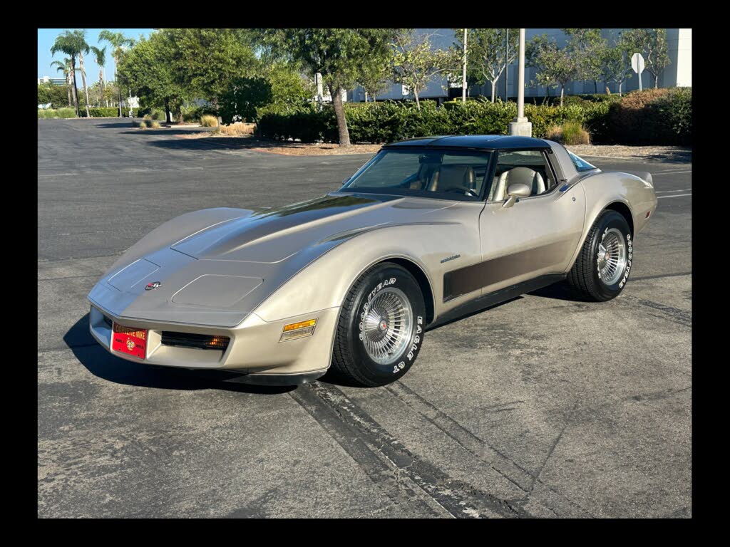 1982 Chevrolet Corvette Collector Edition Coupe RWD