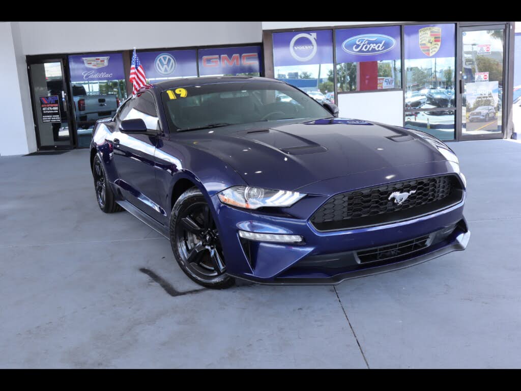 2019 Ford Mustang EcoBoost Coupe RWD