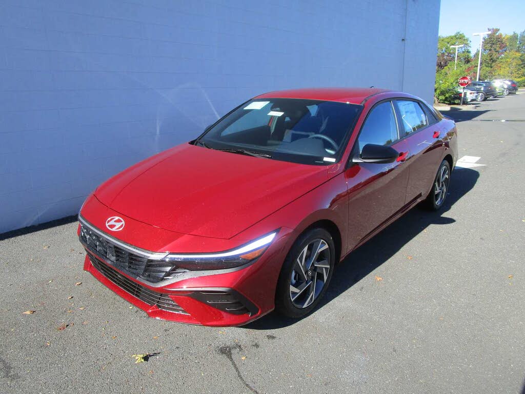 2025 Hyundai Elantra SEL Sport FWD