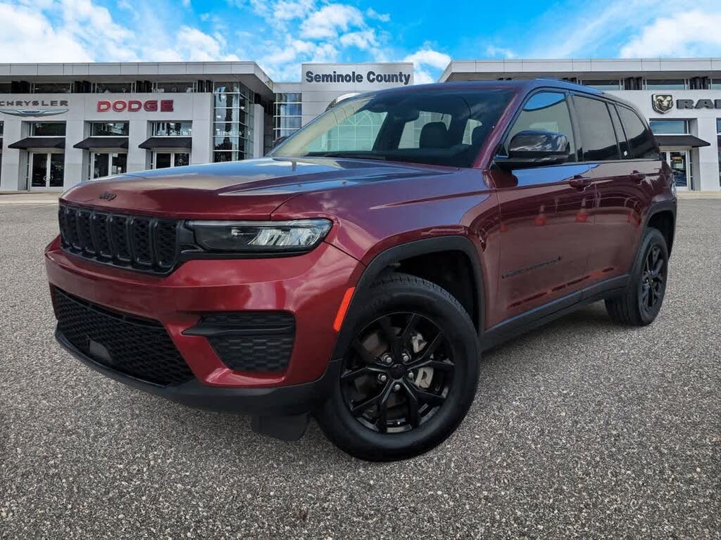 2024 Jeep Grand Cherokee Altitude 4WD