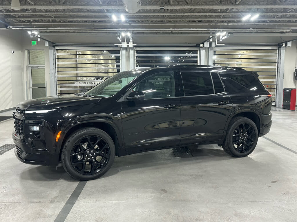2025 Chevrolet Traverse RS AWD