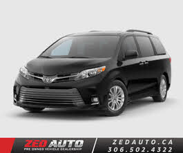 Toyota Sienna LE 7-Passenger FWD with Auto-Access Seat