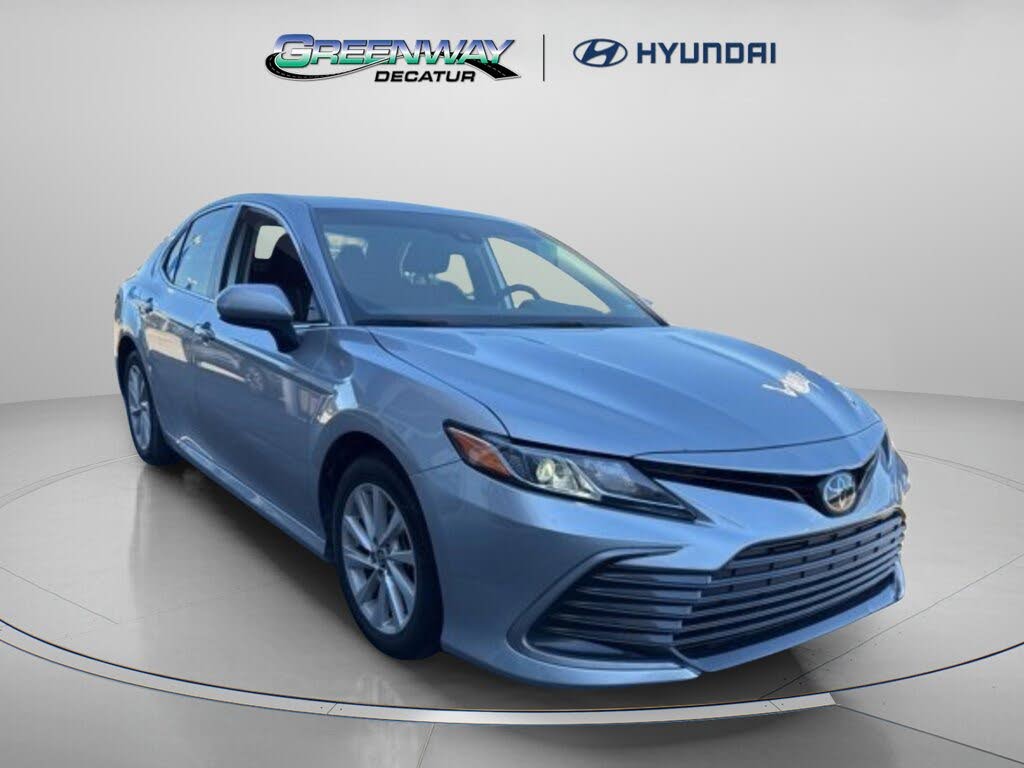 2024 Toyota Camry LE FWD