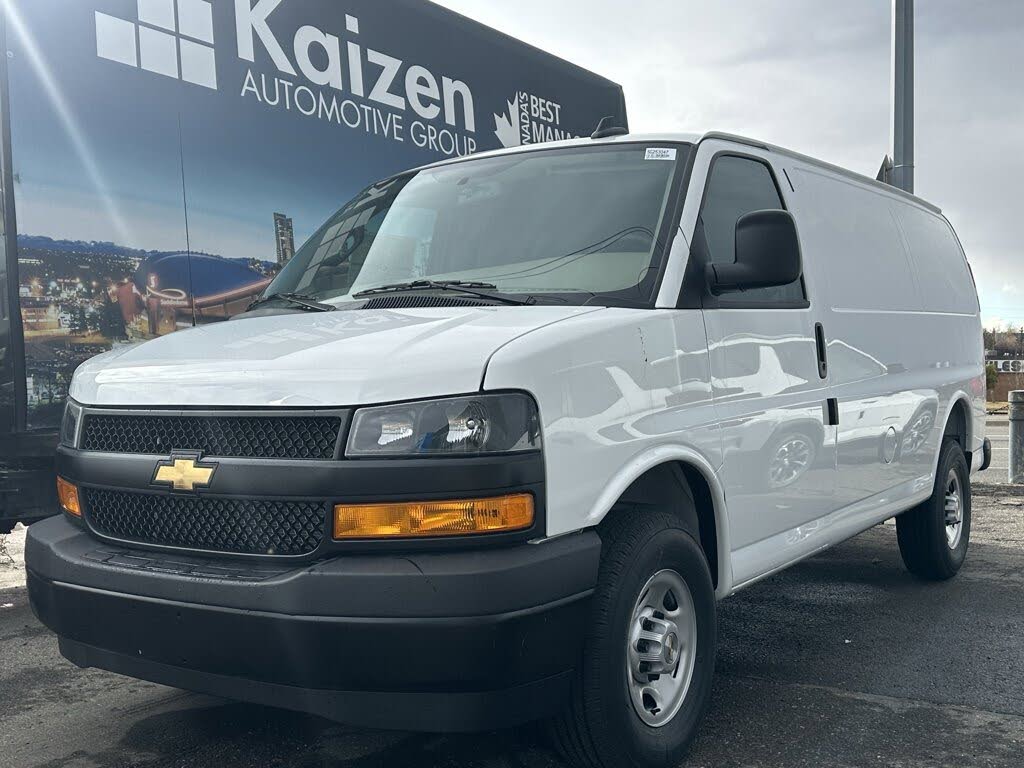 2025 Chevrolet Express Cargo 2500 RWD