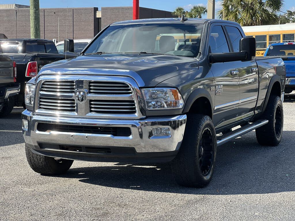 2013 RAM 2500 SLT Crew Cab 4WD