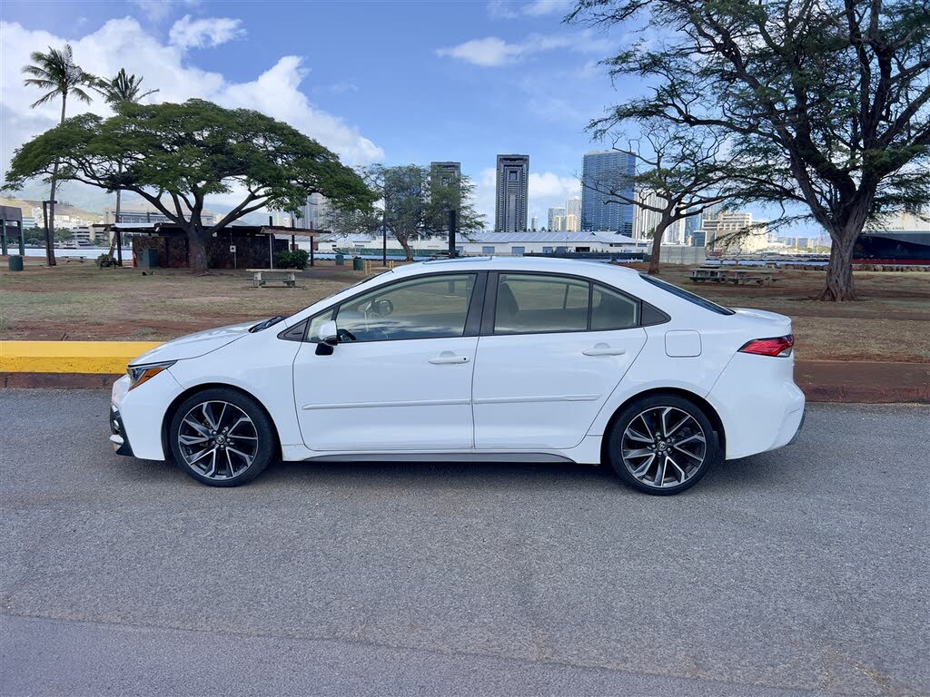 2020 Toyota Corolla SE FWD