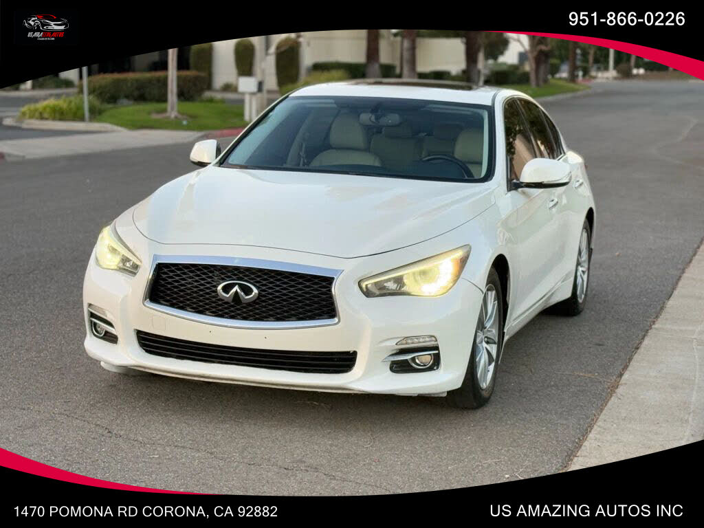2015 INFINITI Q50 3.7 Premium RWD