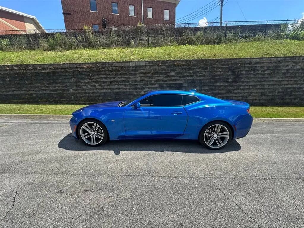 2017 Chevrolet Camaro 1LT Coupe RWD