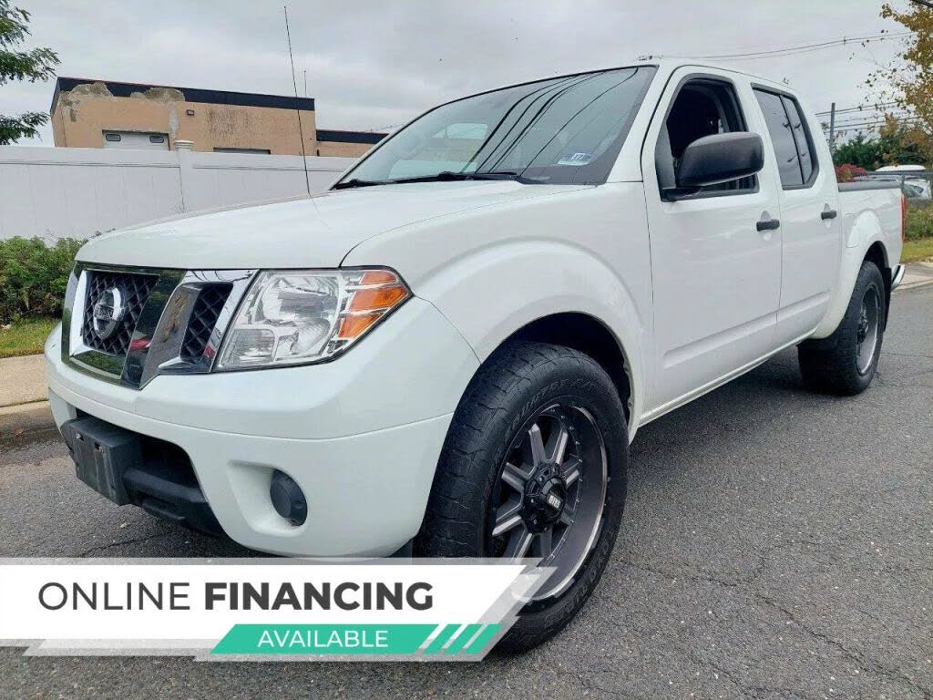2019 Nissan Frontier SV V6 Crew Cab 4WD
