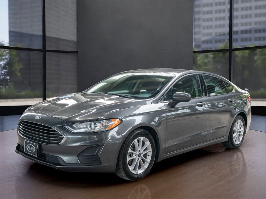 2020 Ford Fusion SE FWD