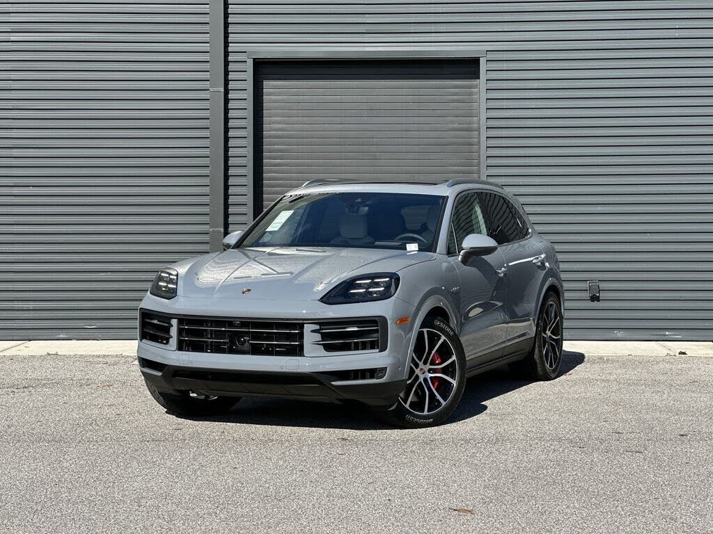 2026 Porsche Cayenne S AWD