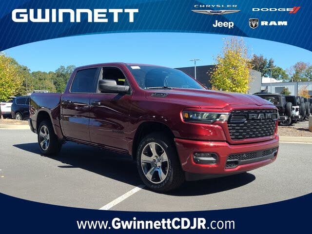 2026 RAM 1500 Express Crew Cab RWD