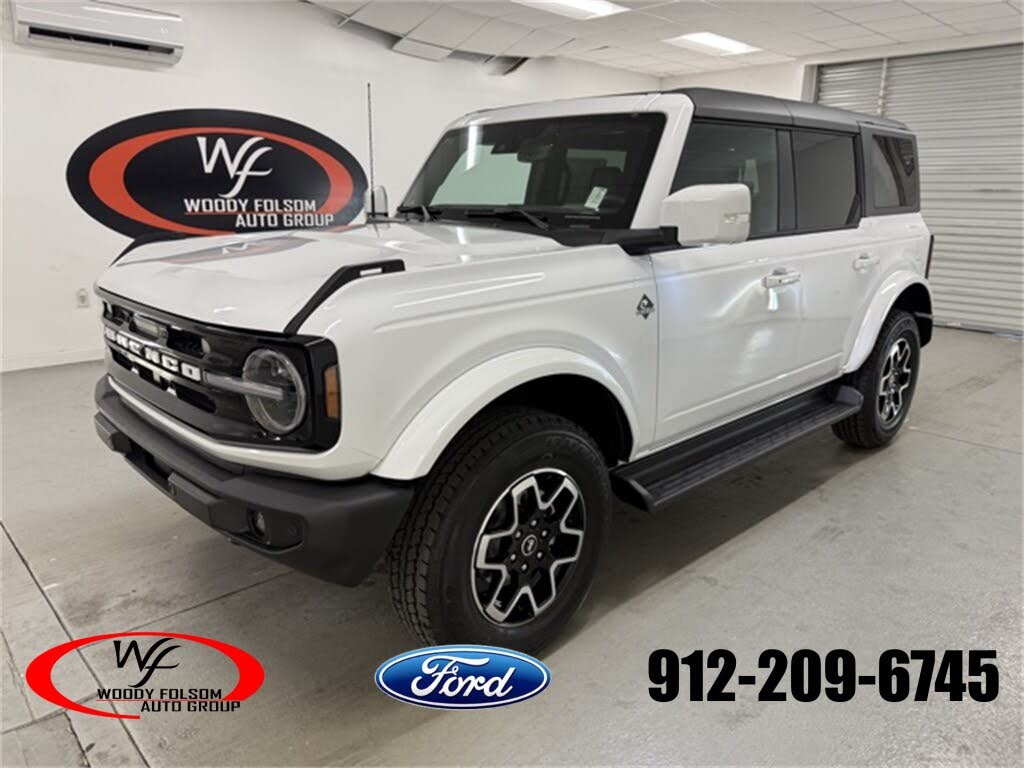 2025 Ford Bronco Outer Banks 4-Door 4WD