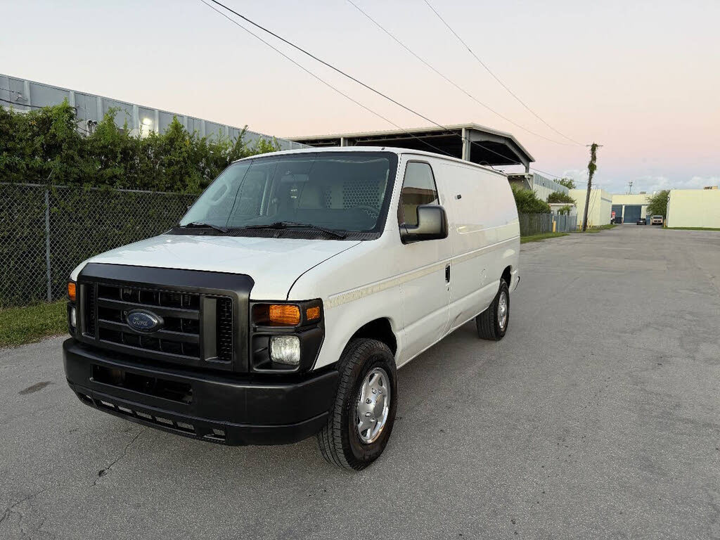 2009 Ford E-Series E-250 Cargo Van