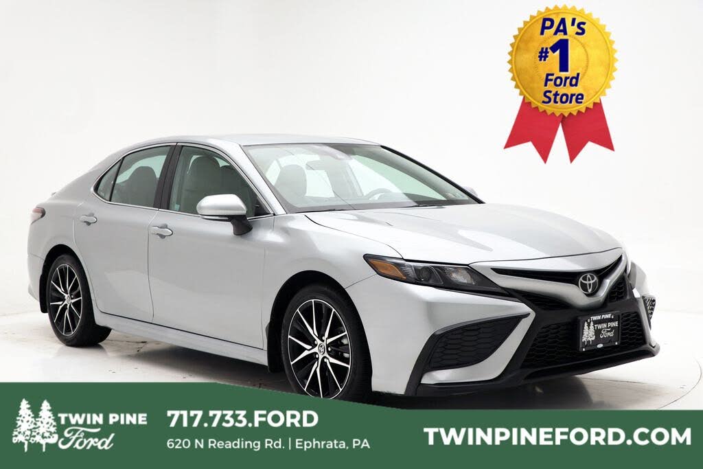 2024 Toyota Camry SE AWD