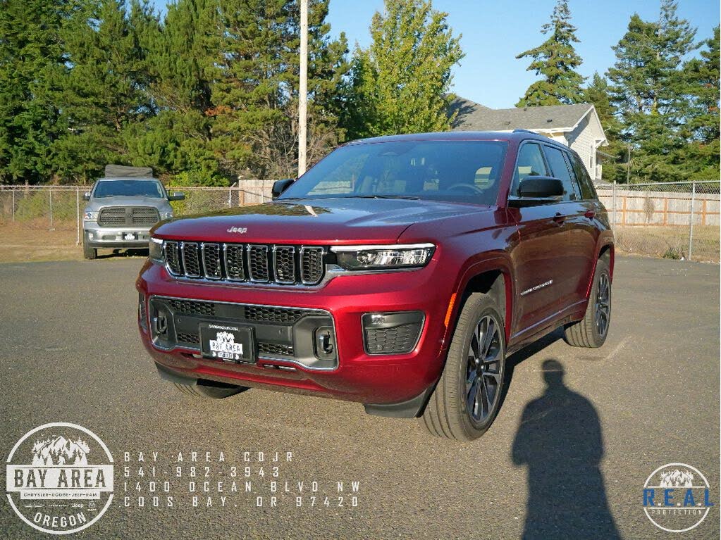 2025 Jeep Grand Cherokee Overland 4WD