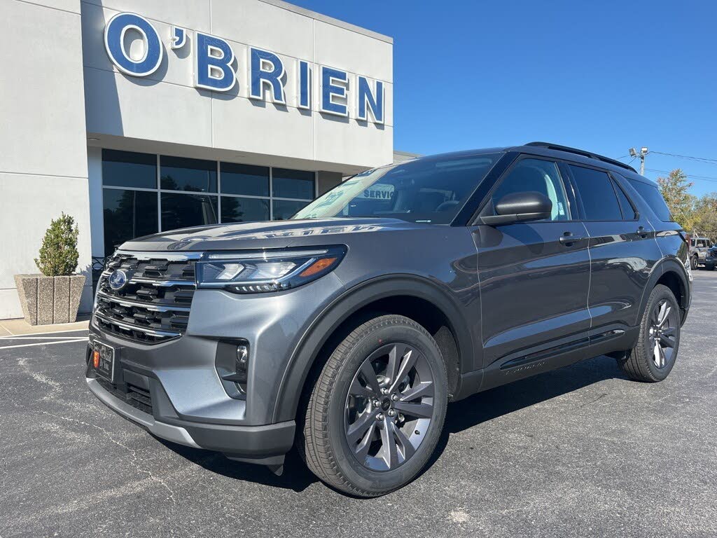 2026 Ford Explorer Active AWD