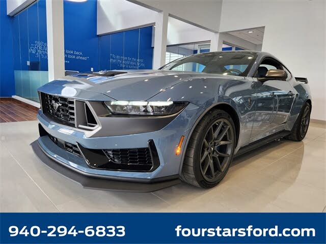 2025 Ford Mustang Dark Horse Fastback RWD