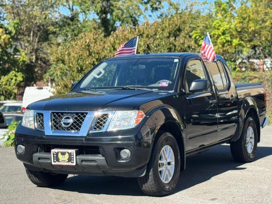 2017 Nissan Frontier SV V6 Crew Cab 4WD