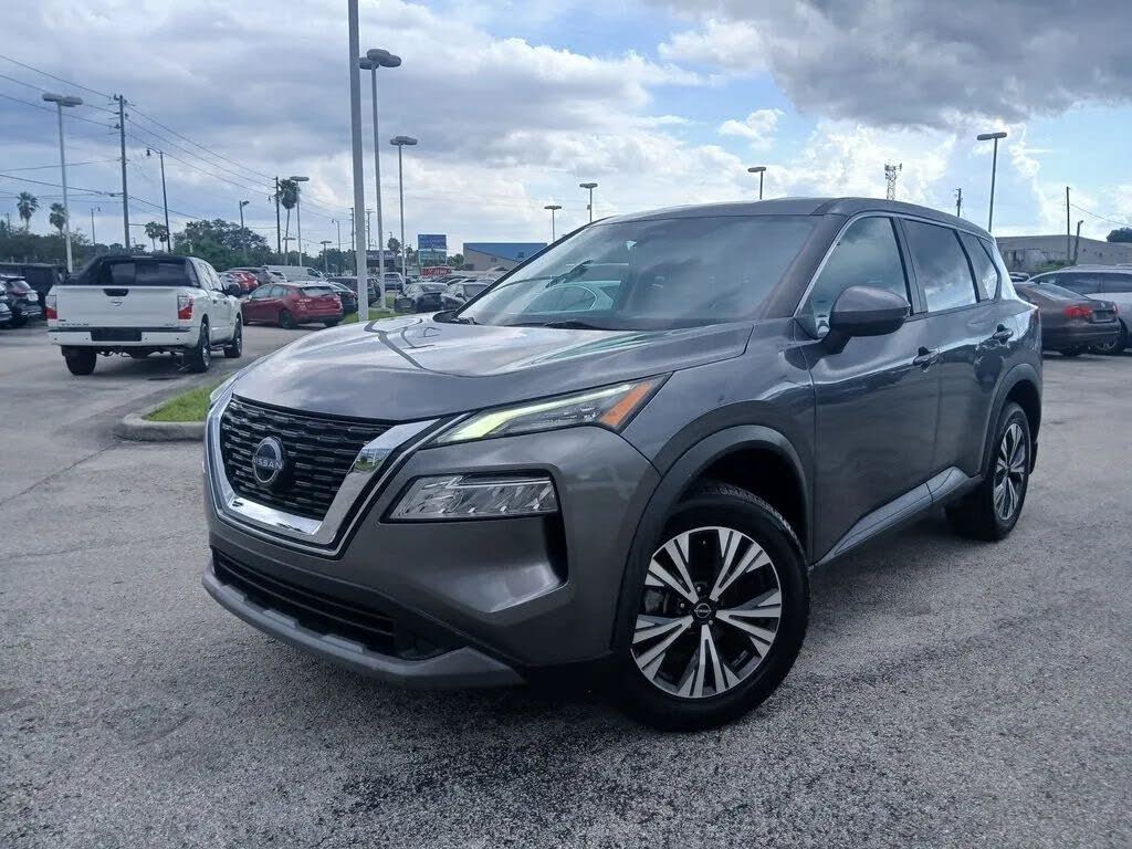 2022 Nissan Rogue SV FWD