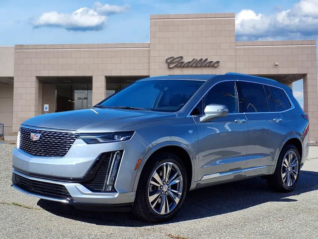 2025 Cadillac XT6 Premium Luxury FWD