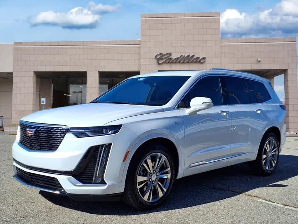 2025 Cadillac XT6 Premium Luxury FWD