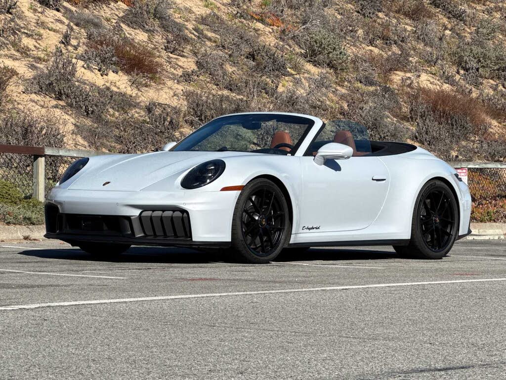2025 Porsche 911 Carrera GTS Cabriolet RWD