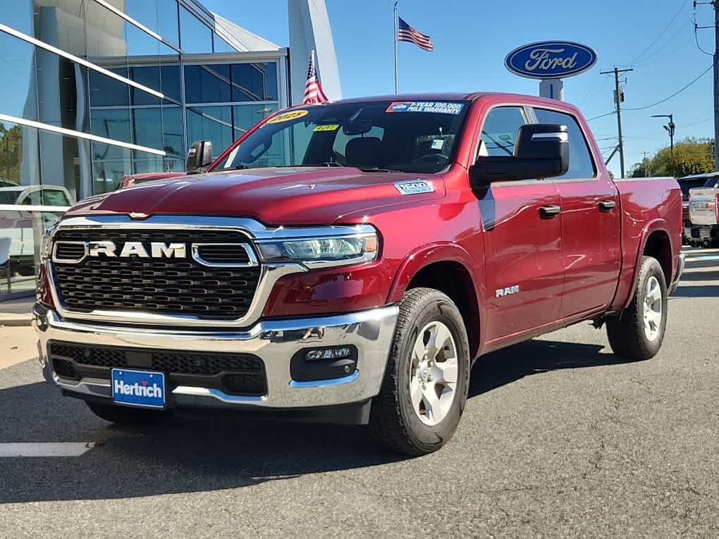 2025 RAM 1500 Big Horn Crew Cab 4WD