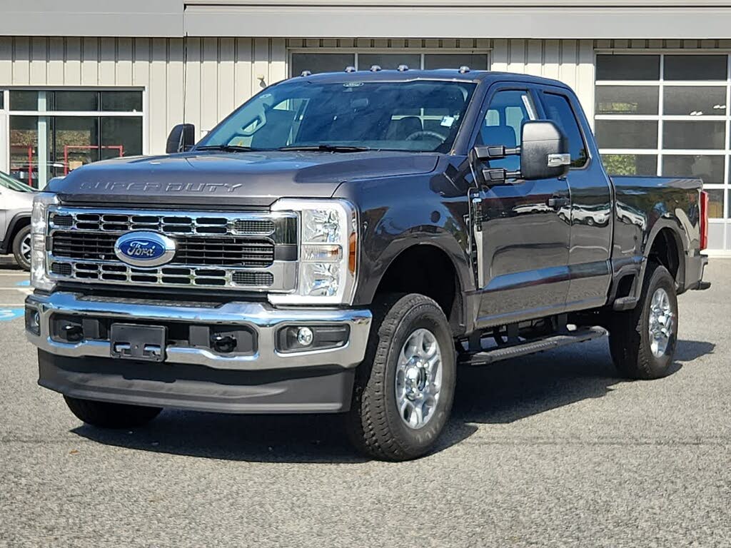 2026 Ford F-250 Super Duty XLT SuperCab 4WD