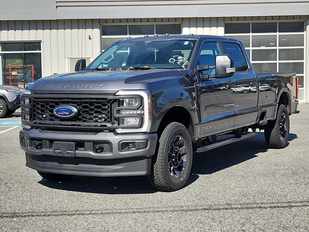 2026 Ford F-350 Super Duty XL Crew Cab 4WD