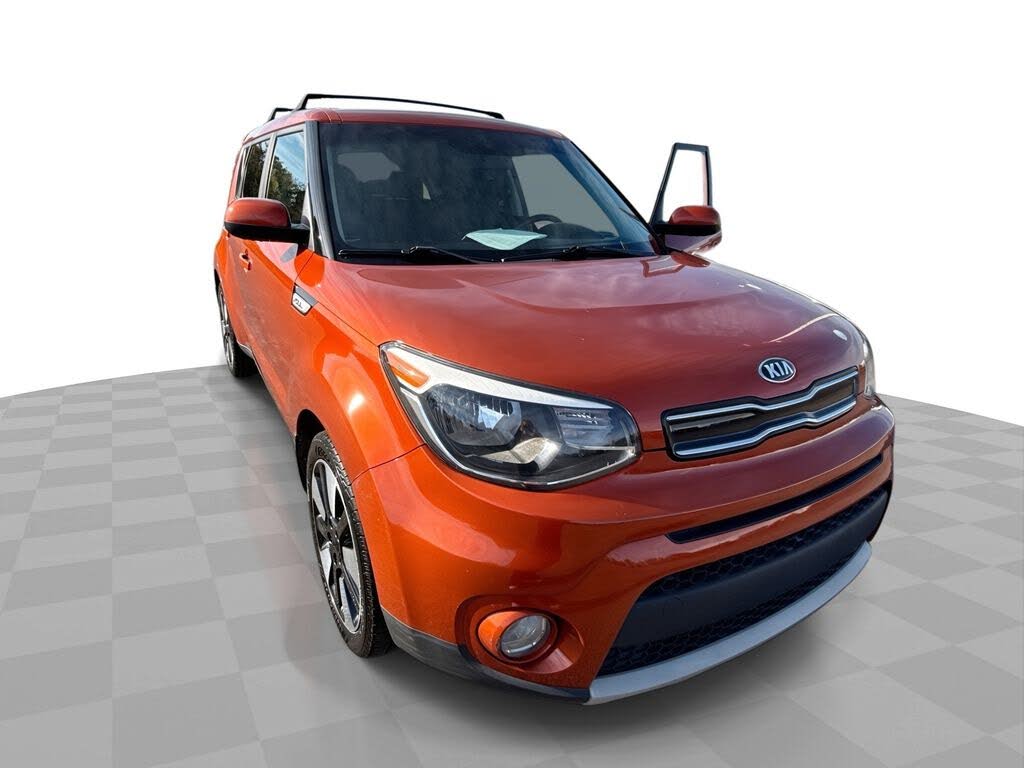 2019 Kia Soul + FWD