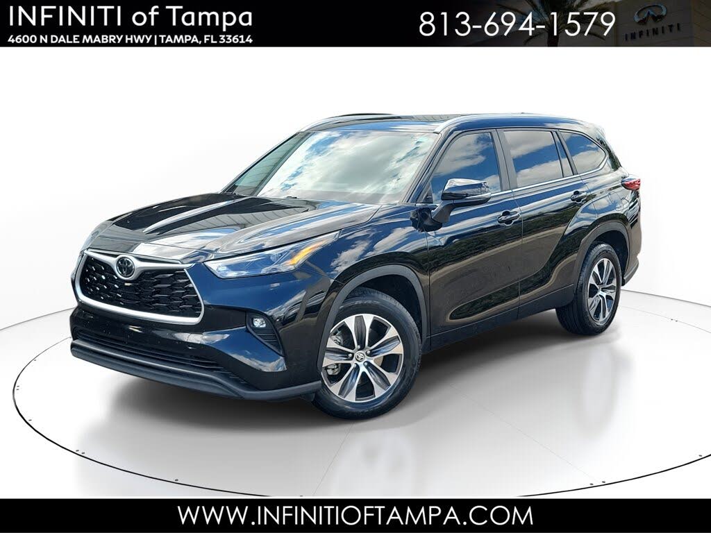 2023 Toyota Highlander XLE FWD