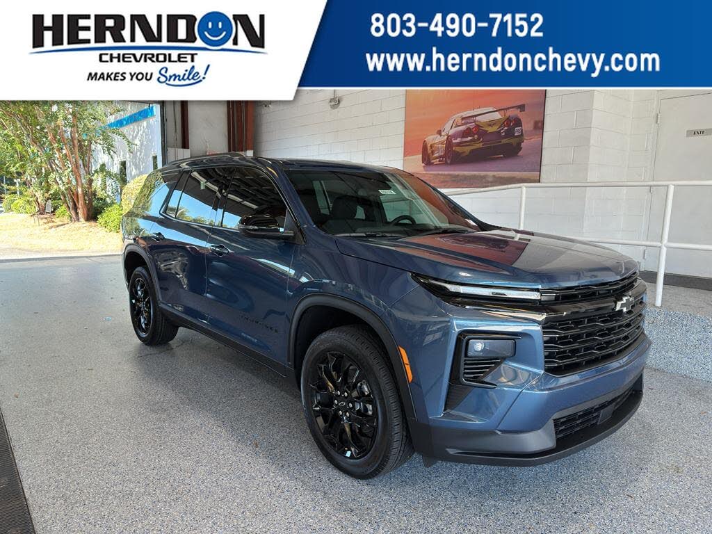 2026 Chevrolet Traverse LT FWD