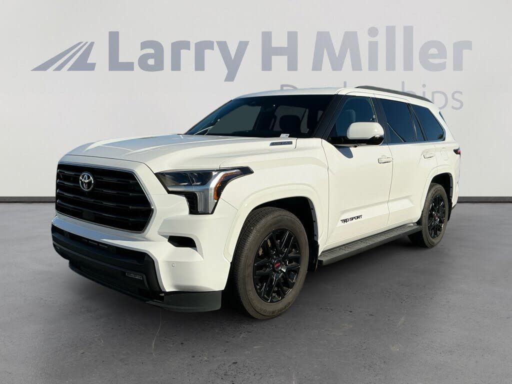 2025 Toyota Sequoia SR5 4WD