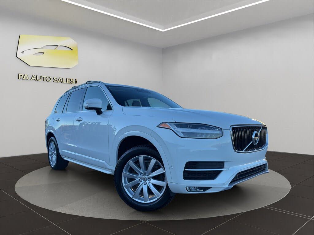 2018 Volvo XC90 T5 Momentum 7-Passenger AWD