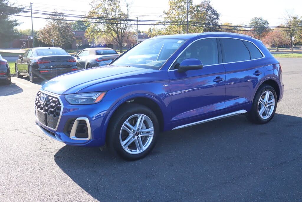 2022 Audi Q5 Hybrid Plug-in e quattro Premium Plus S Line 55 TFSI AWD