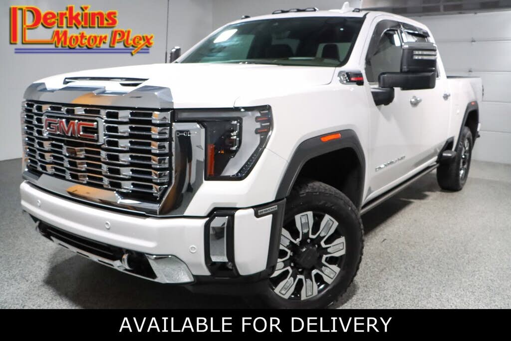 2024 GMC Sierra 2500HD Denali Crew Cab 4WD