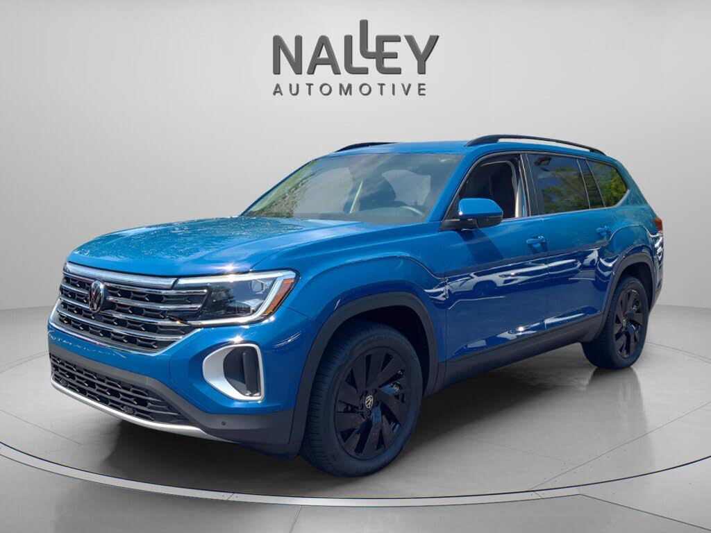 2025 Volkswagen Atlas SE FWD with Technology