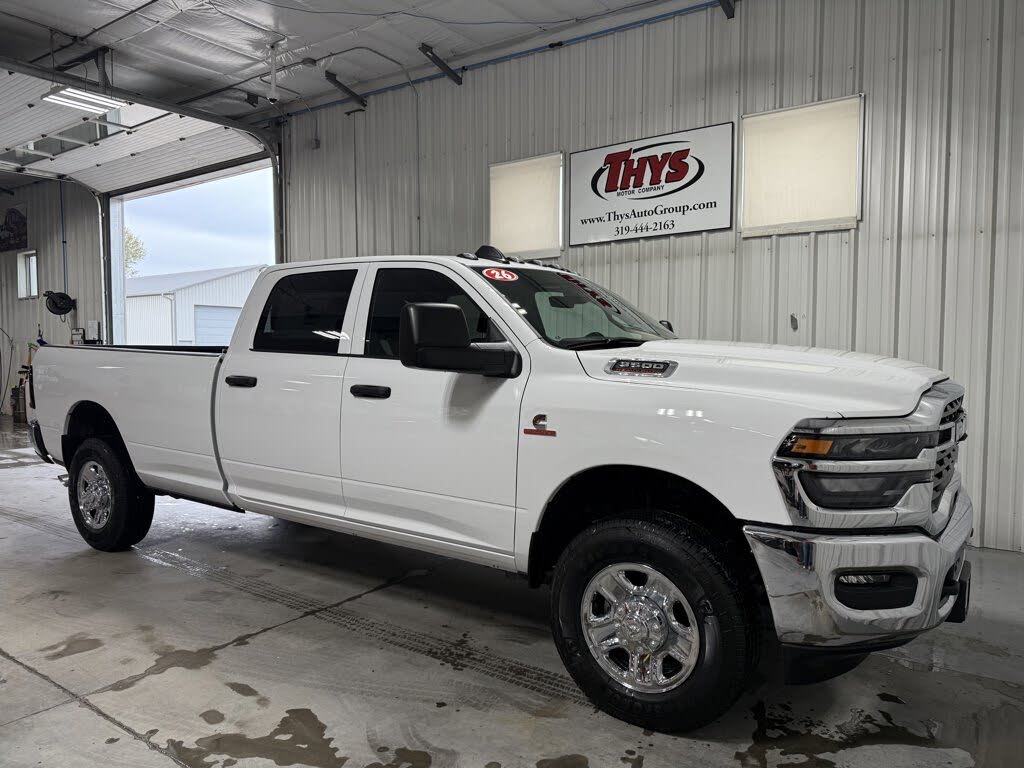 2026 RAM 3500 Tradesman Crew Cab LB 4WD