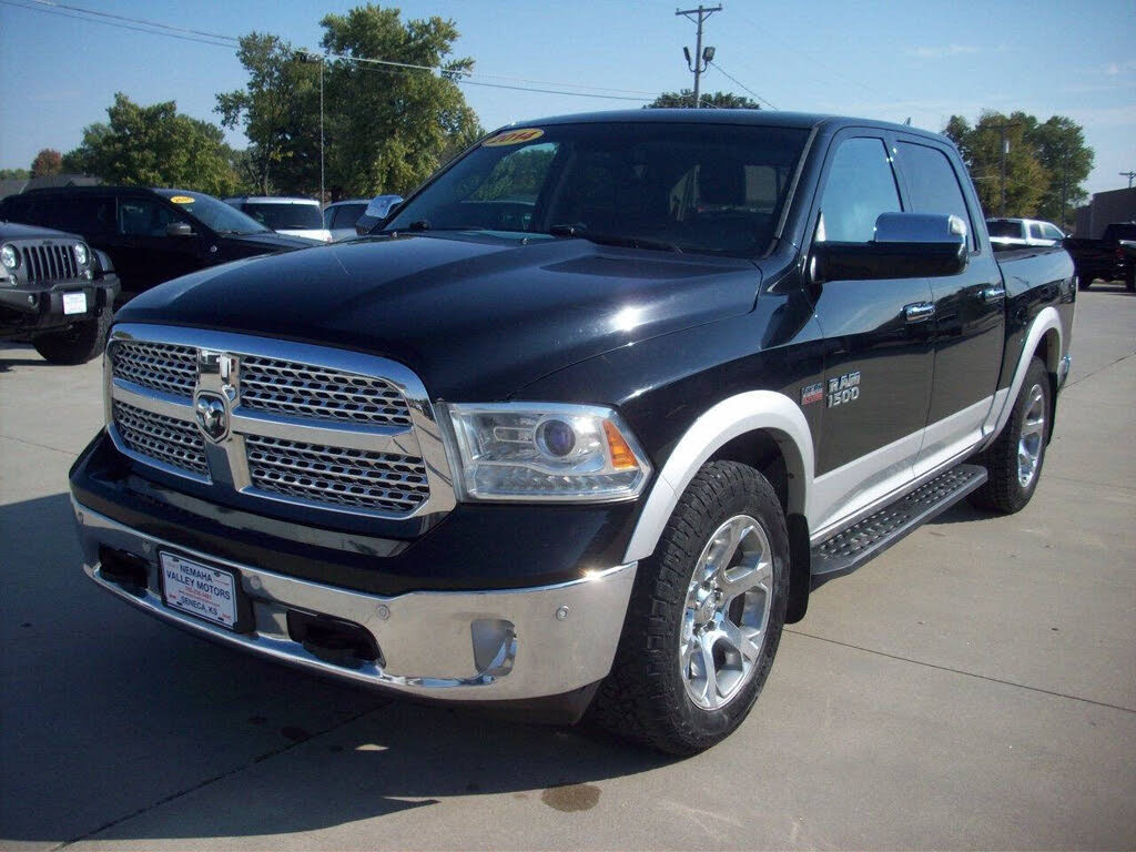2014 RAM 1500 Laramie Crew Cab 4WD