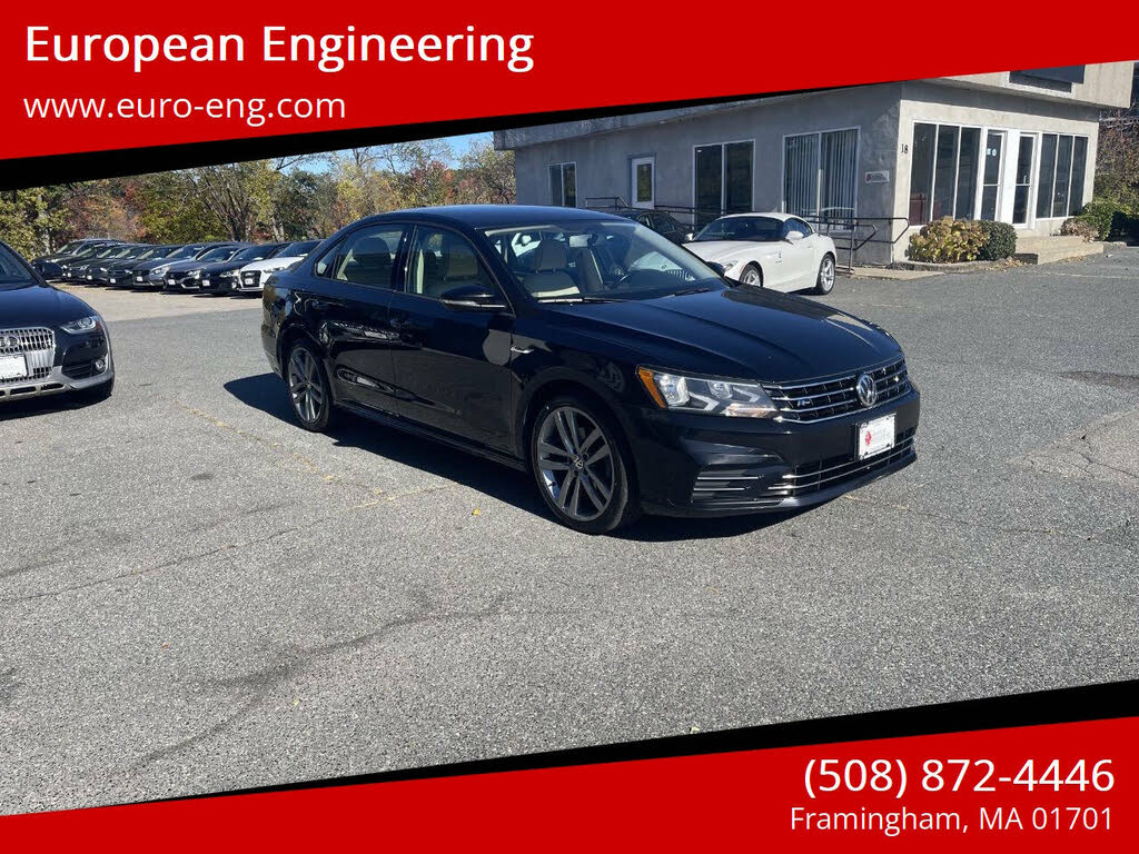 2018 Volkswagen Passat 2.0T R-Line FWD