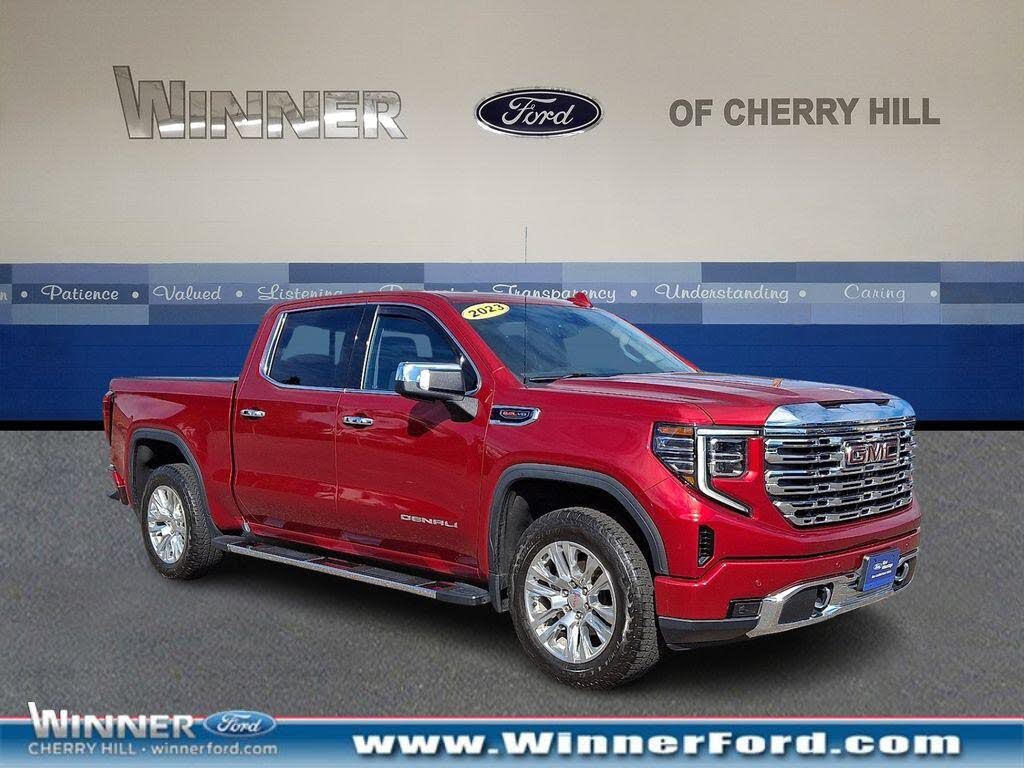 2023 GMC Sierra 1500 Denali Crew Cab 4WD
