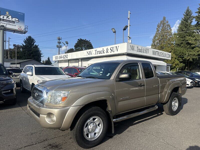 2006 Toyota Tacoma PreRunner V6 4dr Access Cab SB with automatic